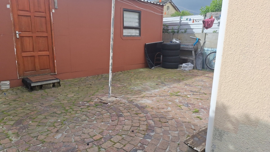 2 Bedroom Property for Sale in Retreat Western Cape